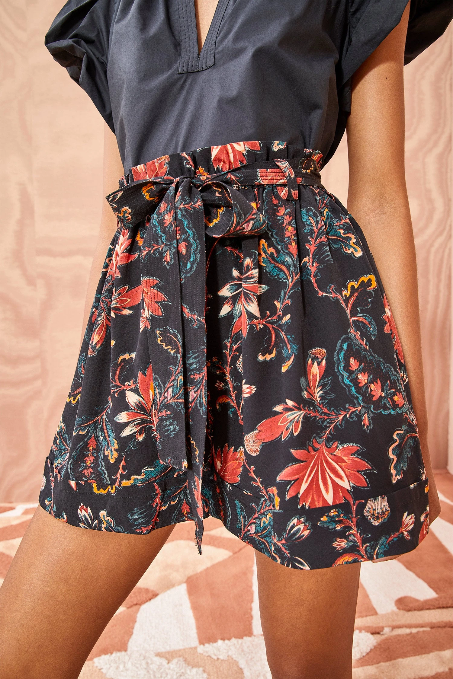 ULLA JOHNSON Leica Shorts - Obsidian - Image 3